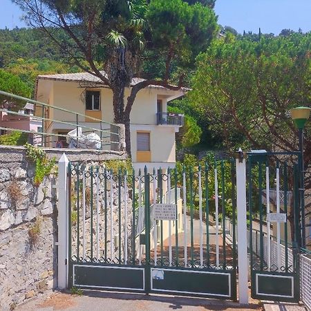 Forti Genova-Free Parking Castellaccio Apartment Exterior photo